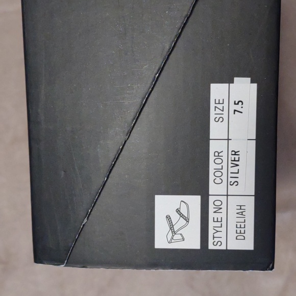 👣FASHION NOVA Deeliah Rhinestone Silver Heel Sandal - Picture 10 of 11